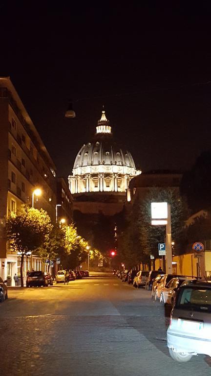 S Peter Nicolo' III Appartement Rome Buitenkant foto
